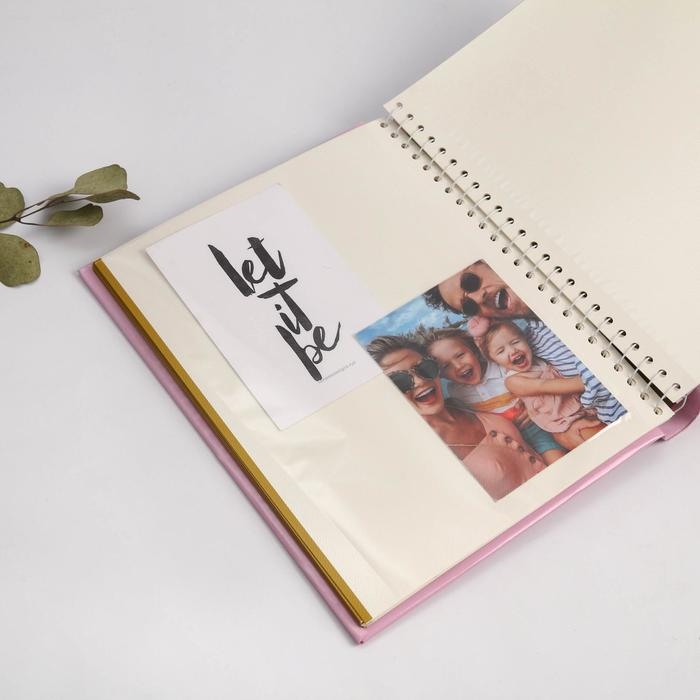 Фотоальбом на 20 магнитных листов &laquo;Моменты счастья&raquo;