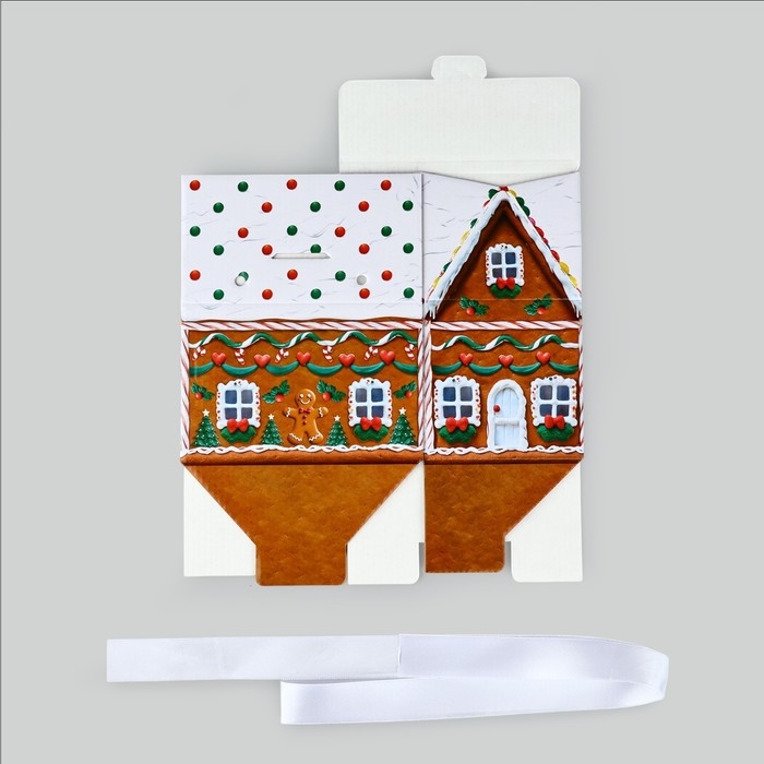 Коробка подарочная новогодняя складная &laquo; Пряничный домик &raquo;, 15 х 18 х 10 см, Новый год