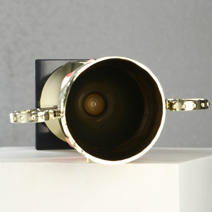 Кубок 187, наградная фигура, золото, подставка камень, 22,8 х 11,5 х 7 см.