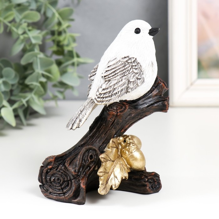 Сувенир полистоун "Белая птичка на ветке жёлудя" золото 9х5,5х13 см