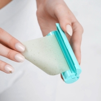 Салфетки матирующие, в рулоне, d = 2,4 &times; 9 см, 7 м, цвет зелёный