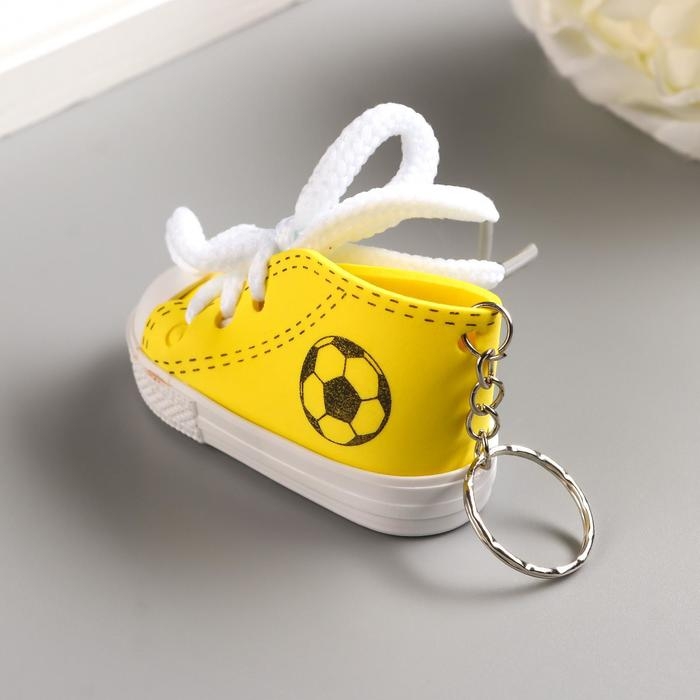Брелок резина Брелок резина "Футбольный кед" МИКС 4х3,3х7 см
