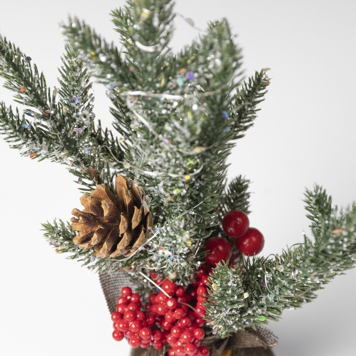 Светодиодная фигура «Ёлка с ягодами и шишками», 11.5 × 27 × 7.5 см, пластик, батарейки CR2032х2 (в комплекте), свечение тёплое белое Светодиодная фигура «Ёлка с ягодами и шишками», 11.5 × 27 × 7.5 см, пластик, батарейки CR2032х2 (в комплекте), свечение тёплое белое