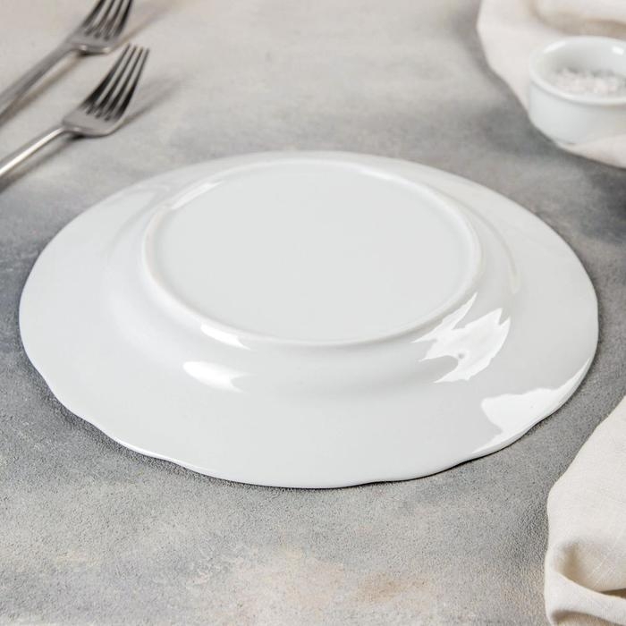 Тарелка фарфоровая «Надежда», d=24 см Тарелка фарфоровая «Надежда», d=24 см