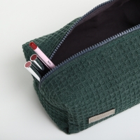 Косметичка на молнии TEXTURA, цвет зелёный