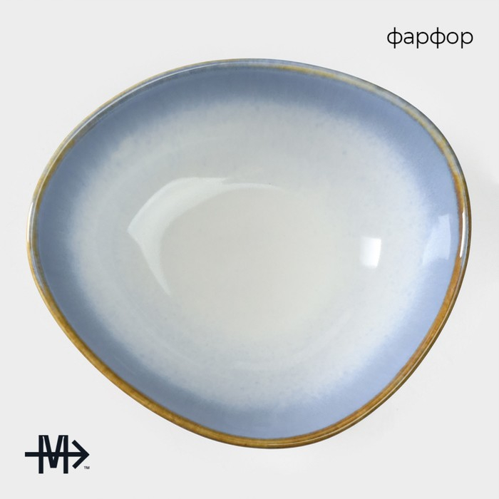 Салатник фарфоровый Magistro «Пэвэти», 400 мл, d=15,3 см, цвет голубой Салатник фарфоровый Magistro «Пэвэти», 400 мл, d=15,3 см, цвет голубой