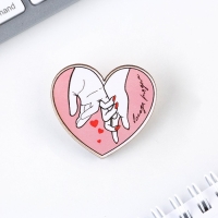 Значок в коробочке «Моей половинке», 2,7 х 3 см Значок в коробочке «Моей половинке», 2,7 х 3 см