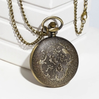 Карманные кварцевые часы «Санкт-Петербург», на цепочке 80 см Карманные кварцевые часы «Санкт-Петербург», на цепочке 80 см