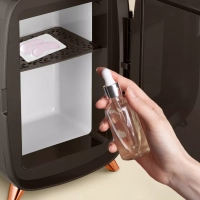 Холодильник для косметики КТ-4102 мини-холодильник 6 л Холодильник для косметики КТ-4102 мини-холодильник 6 л