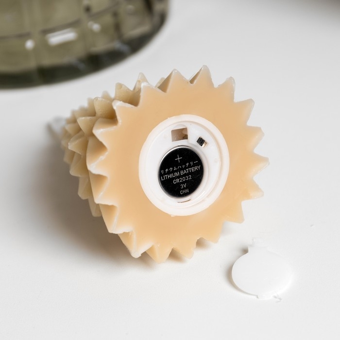 Светодиодная свеча «Ёлка бежевая» 8 × 14.5 × 8 см, воск, батарейка CR2032 (в комплекте), свечение тёплое белое Светодиодная свеча «Ёлка бежевая» 8 × 14.5 × 8 см, воск, батарейка CR2032 (в комплекте), свечение тёплое белое