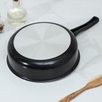 Сотейник Promo, 2,8 л, d=24 см, стеклянная крышка, пластиковая ручка, антипригарное покрытие, цвет чёрный Сотейник Promo, 2,8 л, d=24 см, стеклянная крышка, пластиковая ручка, антипригарное покрытие, цвет чёрный