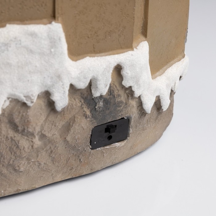 Светодиодная фигура &laquo;Новогодняя площадь&raquo; 40 &times; 21 &times; 22 см, полистоун, батарейки ААх3 (не в комплекте), USB, свечение мульти