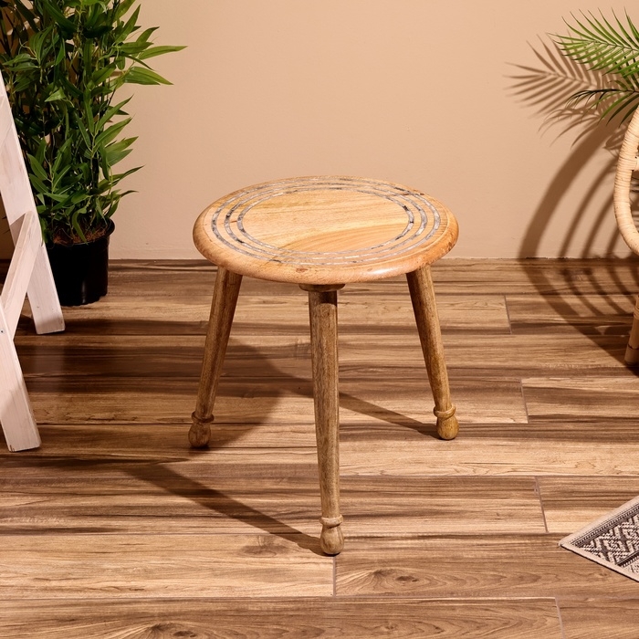 Столик кофейный 45х45х50 см, манговое дерево, инкрустирован костью Столик кофейный 45х45х50 см, манговое дерево, инкрустирован костью