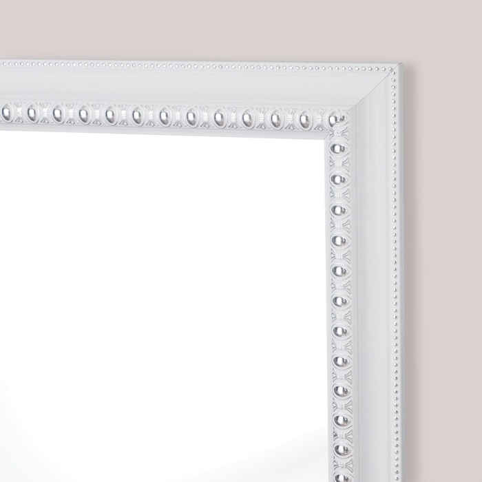 Зеркало настенное &laquo;Медальон&raquo;, белое, 60&times;110 cм, рама пластик, 43 мм