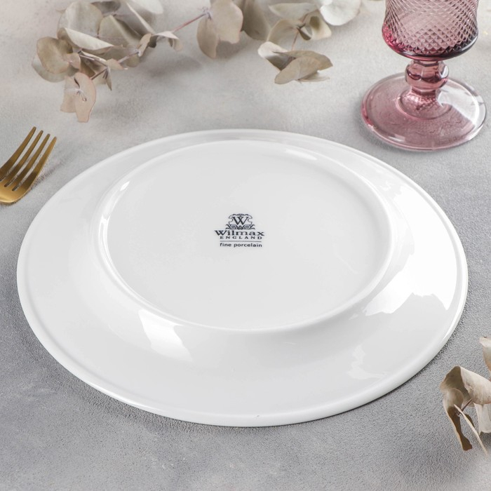 Тарелка фарфоровая обеденная Wilmax &laquo;Юлия Высоцкая&raquo;, d=25,5 см, цвет белый