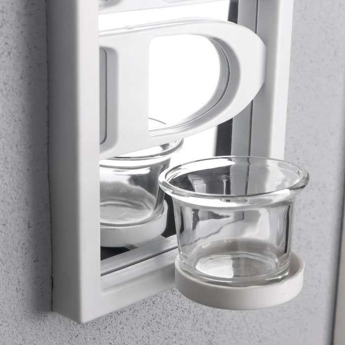 Подсвечник пластик, стекло на 1 свечу "Отражение благословения" d-4 см белая 8х12х41 см