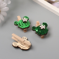 Декор для творчества дерево "Прищепка. Кактус с цветком" пайетки набор 3 шт 1,5х4х4,8 см Декор для творчества дерево "Прищепка. Кактус с цветком" пайетки набор 3 шт 1,5х4х4,8 см