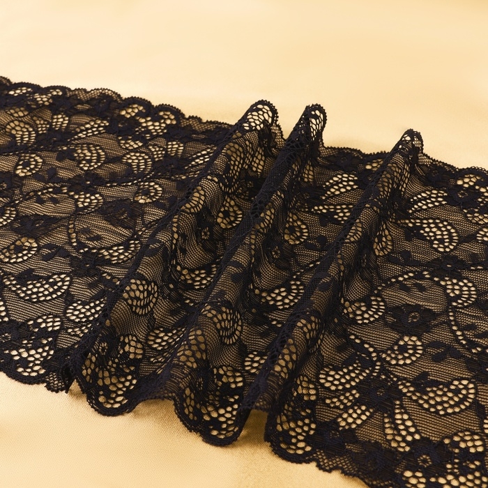 Кружевная эластичная ткань, 180 мм &times; 2,7 &plusmn; 0,5 м, цвет чёрный