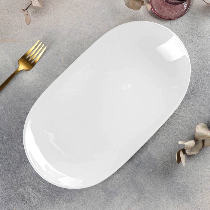 Блюдо фарфоровое овальное Wilmax, 33&times;18,5 см, цвет белый