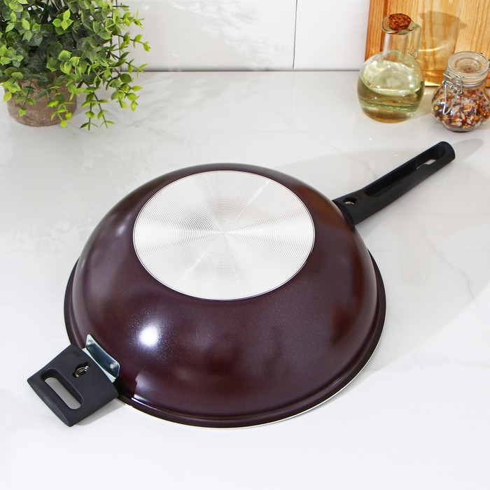 Сковорода ВОК «Хозяюшка», d=28 см, с 2 ручками, антипригарное покрытие, цвет бордовый Сковорода ВОК «Хозяюшка», d=28 см, с 2 ручками, антипригарное покрытие, цвет бордовый