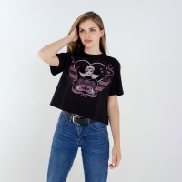 Футболка укороченная &laquo;Королева&raquo; Злодейки, цвет чёрный
