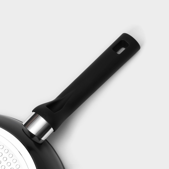 Сковорода Magistro Warrior, d=24 см, h=6,3 см, антипригарное покрытие, индукция, цвет чёрный