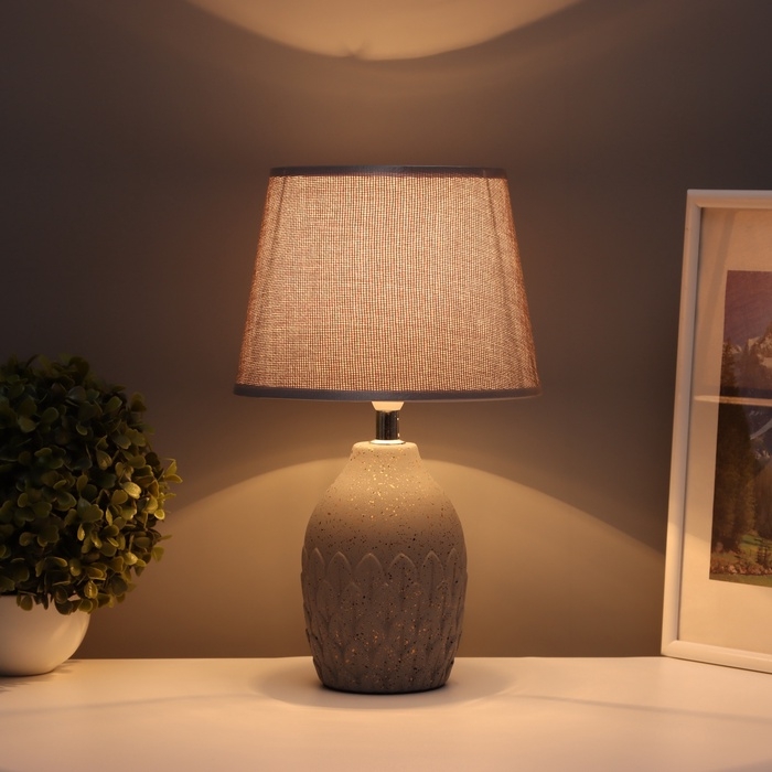 Лампа настольная "Какао" 1х40Вт Е14 серый 20х20х34см