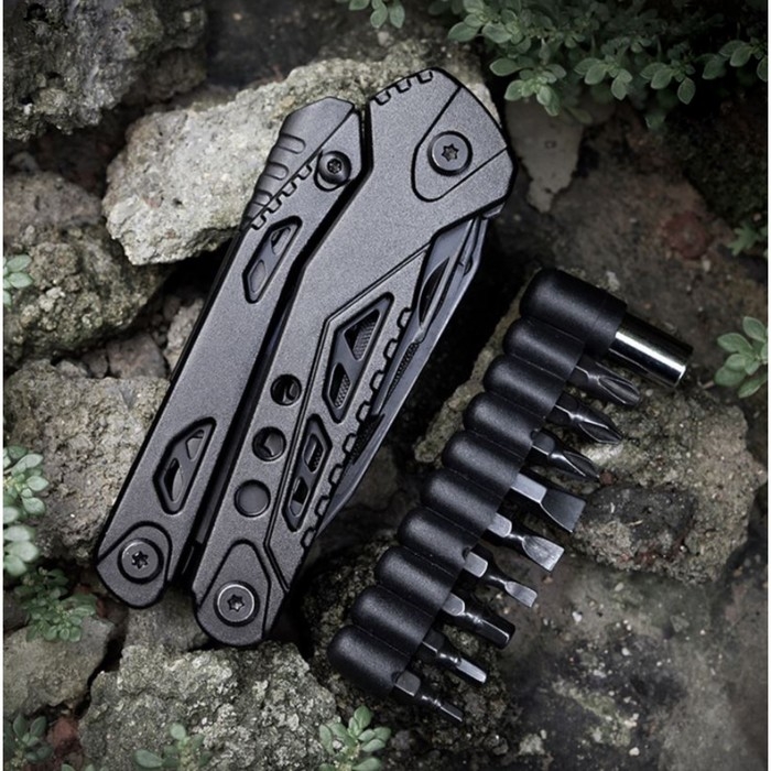 Мультитул многофункциональный с плоскогубцами Мультитул многофункциональный с плоскогубцами