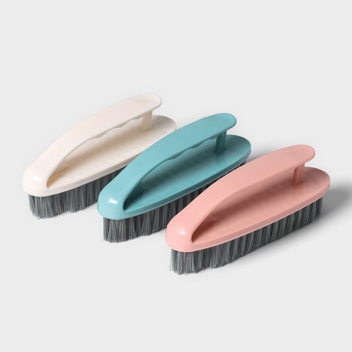 Щётка - утюжок Доляна &laquo;Дельта&raquo;, цельная ручка, 16&times;5&times;6,5 см, цвет МИКС