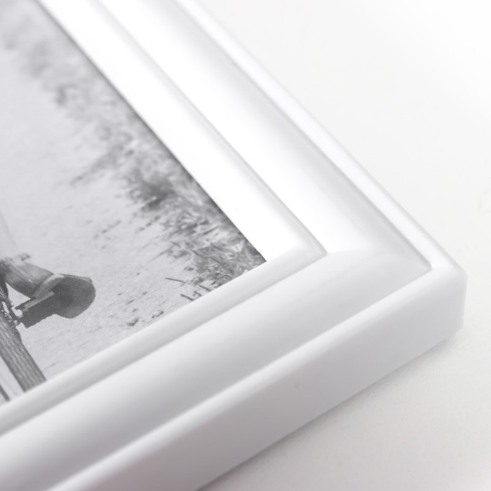 Фоторамка на 4 фото 10х10, 10х15 см Фоторамка на 4 фото 10х10, 10х15 см "Классика" белая набор 4 шт 31,5х26 см