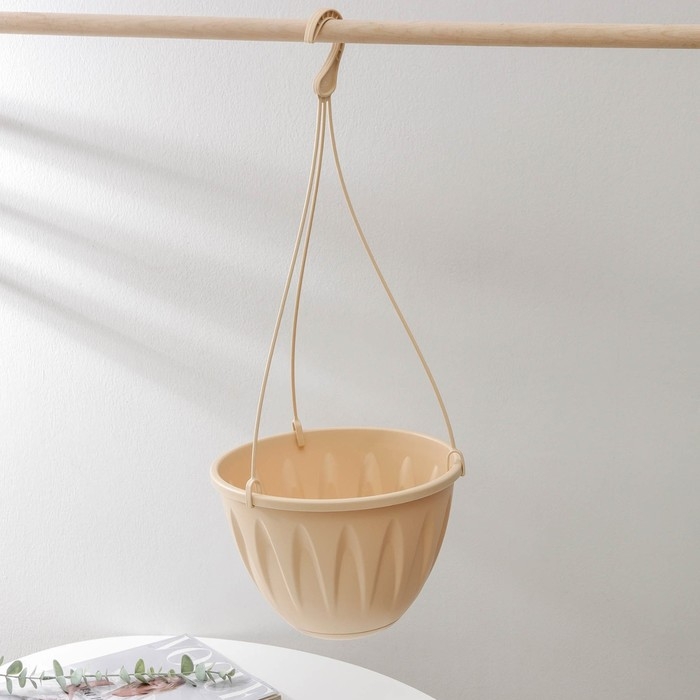 Кашпо для цветов подвесное «Алиция», 4,3 л, с поддоном, цвет белая глина Кашпо для цветов подвесное «Алиция», 4,3 л, с поддоном, цвет белая глина