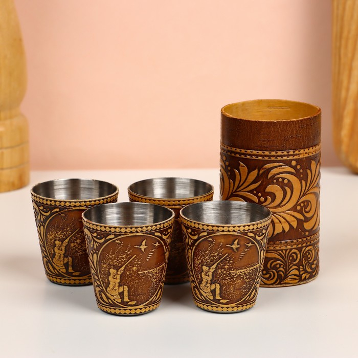 Набор стопок &laquo;Охотник&raquo;, 4 шт, в тубусе, 4,5&times;4,5&times;9 см, береста