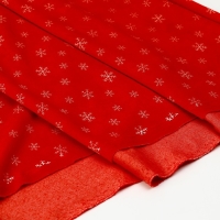 Лоскут Велюр на красном фоне, белые снежинки, 100 × 180 см Лоскут Велюр на красном фоне, белые снежинки, 100 × 180 см