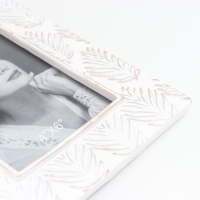 Фоторамка полистоун 10х15 см "Тропические листья" белая 16,2х21 см Фоторамка полистоун 10х15 см "Тропические листья" белая 16,2х21 см