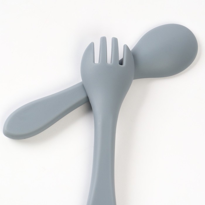 Набор детский столовых приборов, вилка и ложка M&B (силикон), серый Набор детский столовых приборов, вилка и ложка M&B (силикон), серый