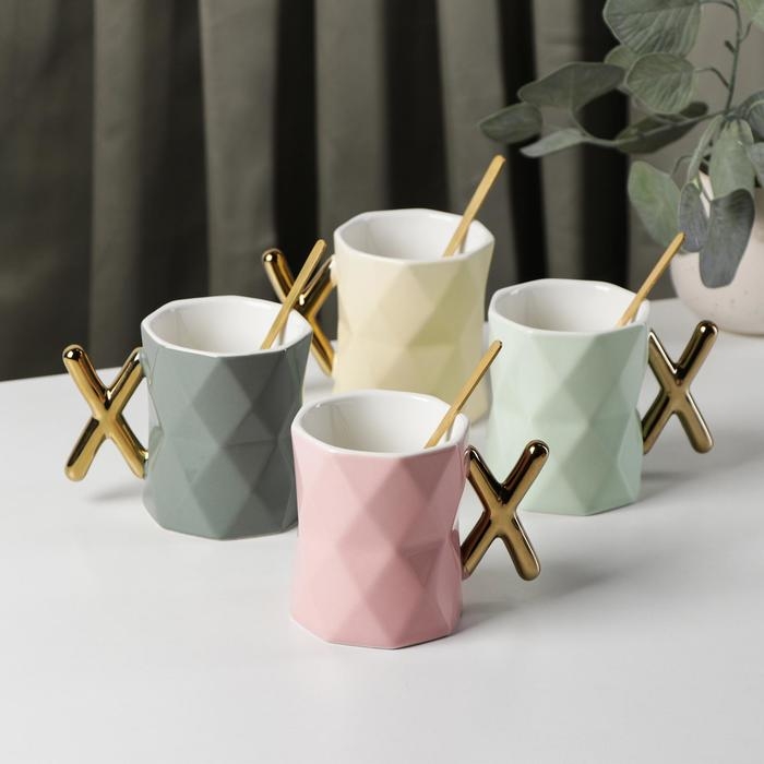 Кружка керамическая с ложкой &laquo;Луи&raquo;, 250 мл, цвет МИКС