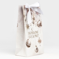 Пакет подарочный новогодний с лентой &laquo;Вошебный Новый год&raquo;, 13 х 23 х 7 см , Новый год