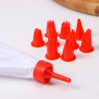 Набор кондитерский Доляна &laquo;Помощник&raquo;, 11 предметов: мешок, 10 насадок, 28&times;19&times;3 см, насадки МИКС