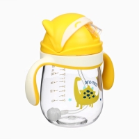Поильник детский M&B «Котик» с трубочкой, от 9 мес., 280 мл., цвет молочно-желтый Поильник детский M&B «Котик» с трубочкой, от 9 мес., 280 мл., цвет молочно-желтый