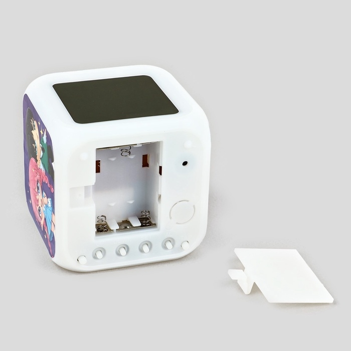 Часы будильник электронные &laquo;Аниме&raquo;, мод.68, 7,8 х 7,8 см.