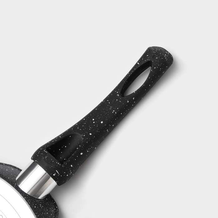 Сковорода блинная Magistro Dark, d=24 см, ручка soft-touch, антипригарное покрытие, индукция, цвет чёрный Сковорода блинная Magistro Dark, d=24 см, ручка soft-touch, антипригарное покрытие, индукция, цвет чёрный