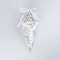 Переноска - шестиугольник для цветов &laquo;Контурные цветы&raquo;, белая, 15 х 35 х 15 см