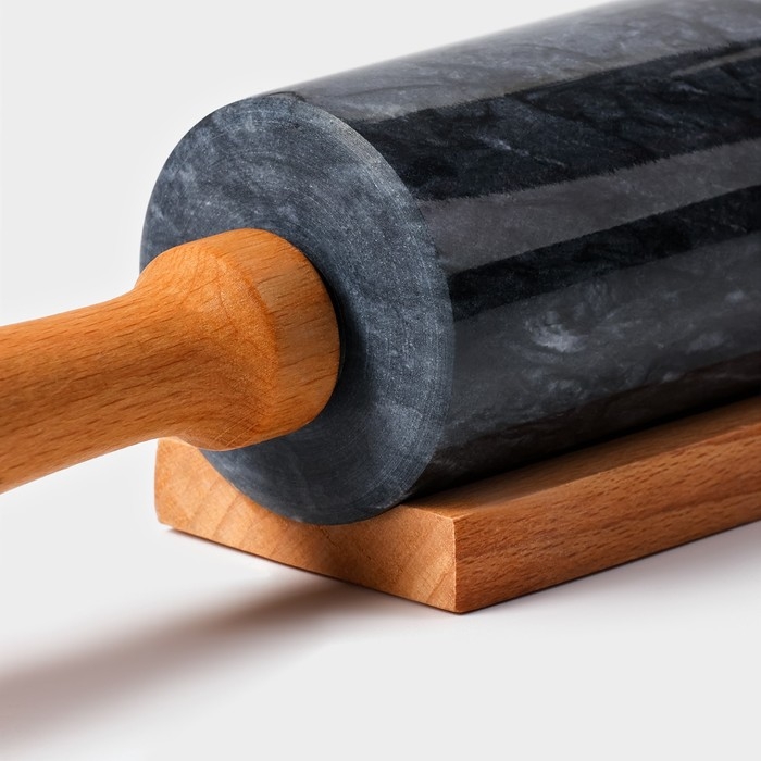 Скалка из мрамора Magistro, с подставкой, 45×5 см, цвет чёрный Скалка из мрамора Magistro, с подставкой, 45×5 см, цвет чёрный