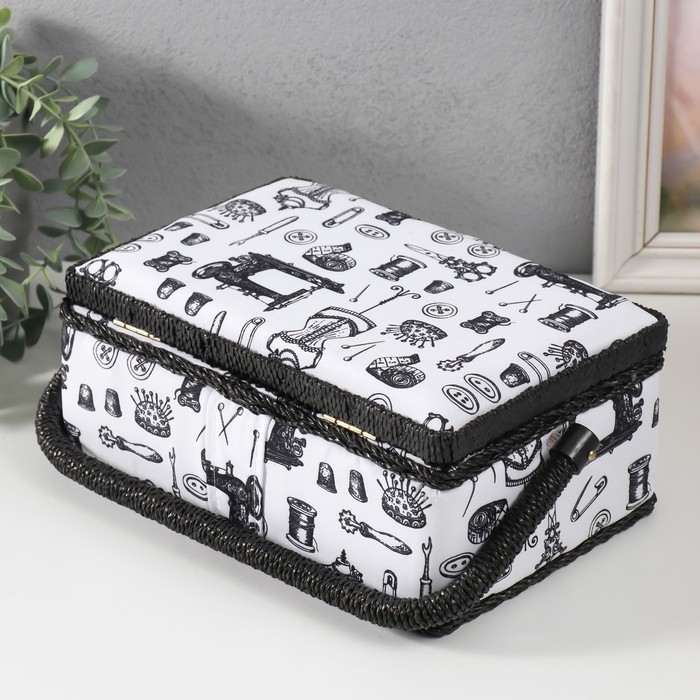 Шкатулка для рукоделия Шкатулка для рукоделия "Швейные атрибуты" 24х16х11 см