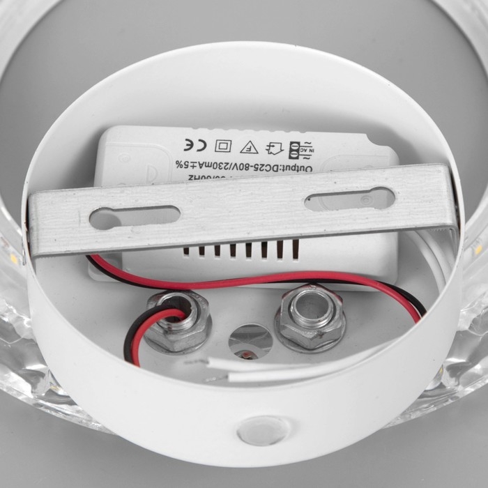 Бра 2778/1 LED 12Вт 4000K белый 30х13х32 см Бра 2778/1 LED 12Вт 4000K белый 30х13х32 см