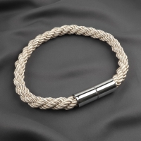 Подхват для штор «Шнур витой», d = 1,5 × 59 см, цвет молочный Подхват для штор «Шнур витой», d = 1,5 × 59 см, цвет молочный