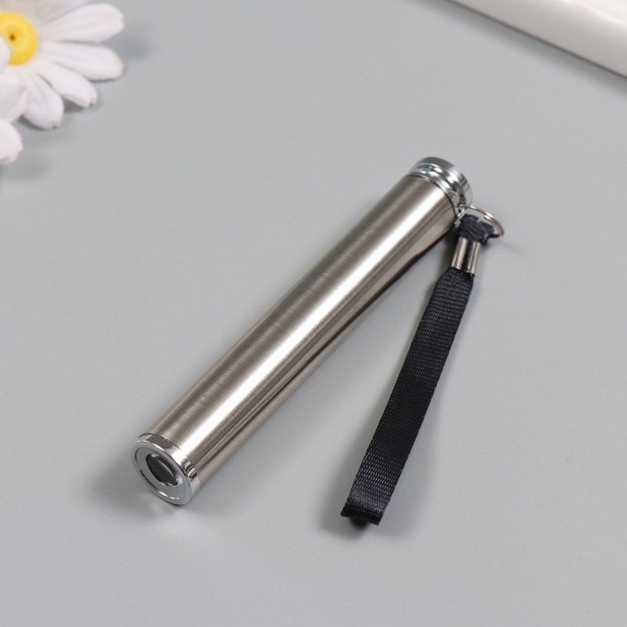 Фонарик свет металл с ремешком "Серебро" AAx1 шт 1,5х1,5х10,5 см