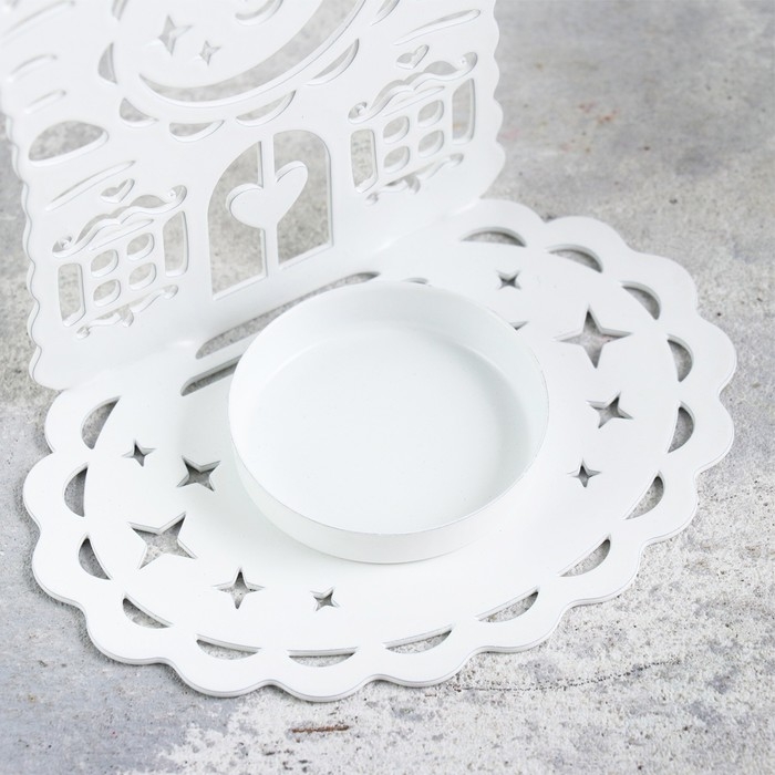 Новый год Подсвечник "Домик с часами" металл на одну свечу, 6,7х10х13,5 см, белый