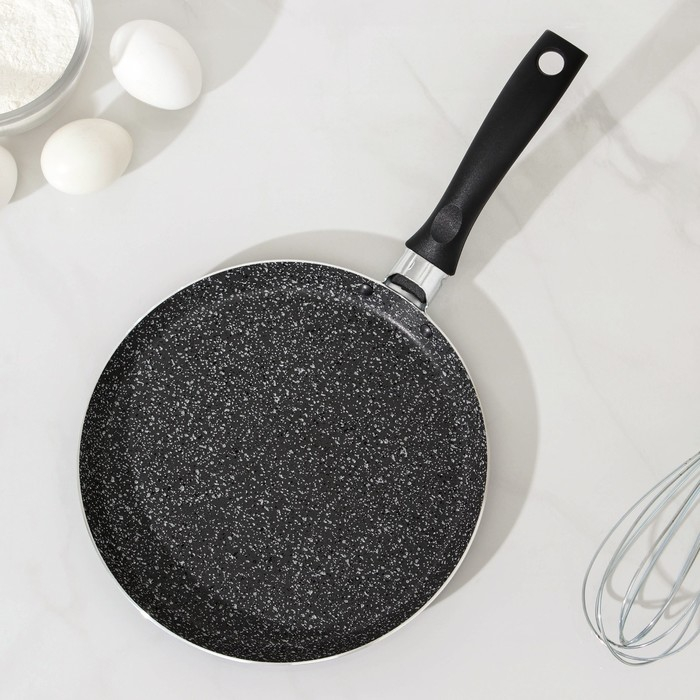 Сковорода блинная Onyx, d=22 см, пластиковая ручка, антипригарное покрытие, цвет серый Сковорода блинная Onyx, d=22 см, пластиковая ручка, антипригарное покрытие, цвет серый