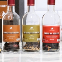 Подарочный набор бутылок по 0,5 литр"КОНЬЯЧНАЯ СЕРИЯ №2" (Фран коньяк, шотл виски, вишня на коньяке) Подарочный набор бутылок по 0,5 литр"КОНЬЯЧНАЯ СЕРИЯ №2" (Фран коньяк, шотл виски, вишня на коньяке)